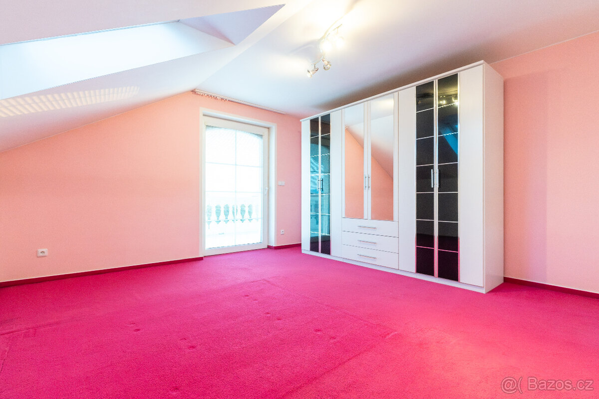 Prodej rodinného domu 200 m², pozemek 586 m² - 1111 AKCE - 13