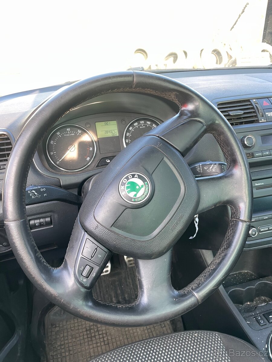 Škoda Romster Scout 1.2 Tsi - 13