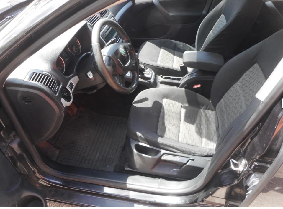 Škoda Octavia combi 1,6TDi - 13