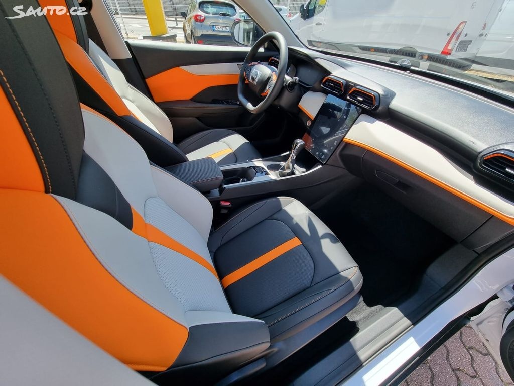 Dongfeng Shine, E1 - 13