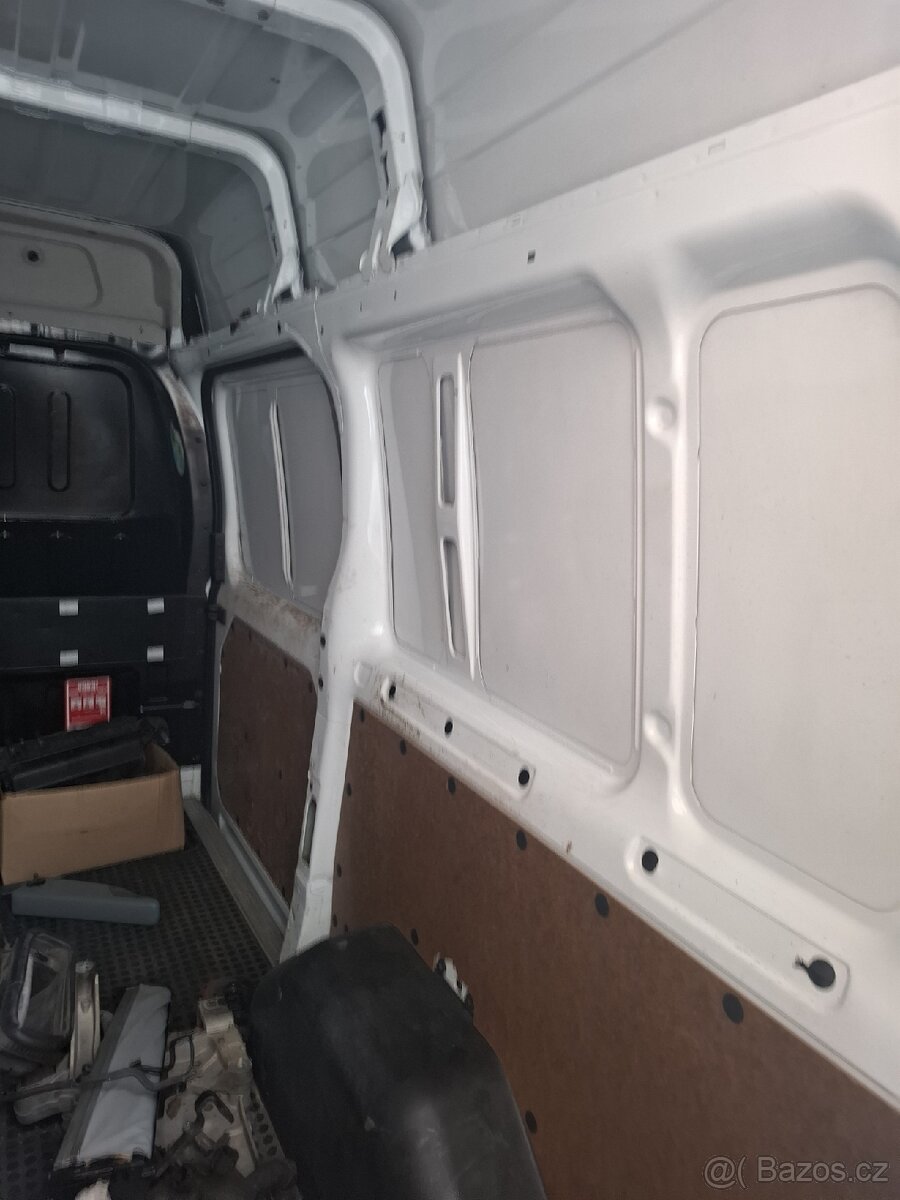 Ford tranzit na opravu 2.2 81kw - 13