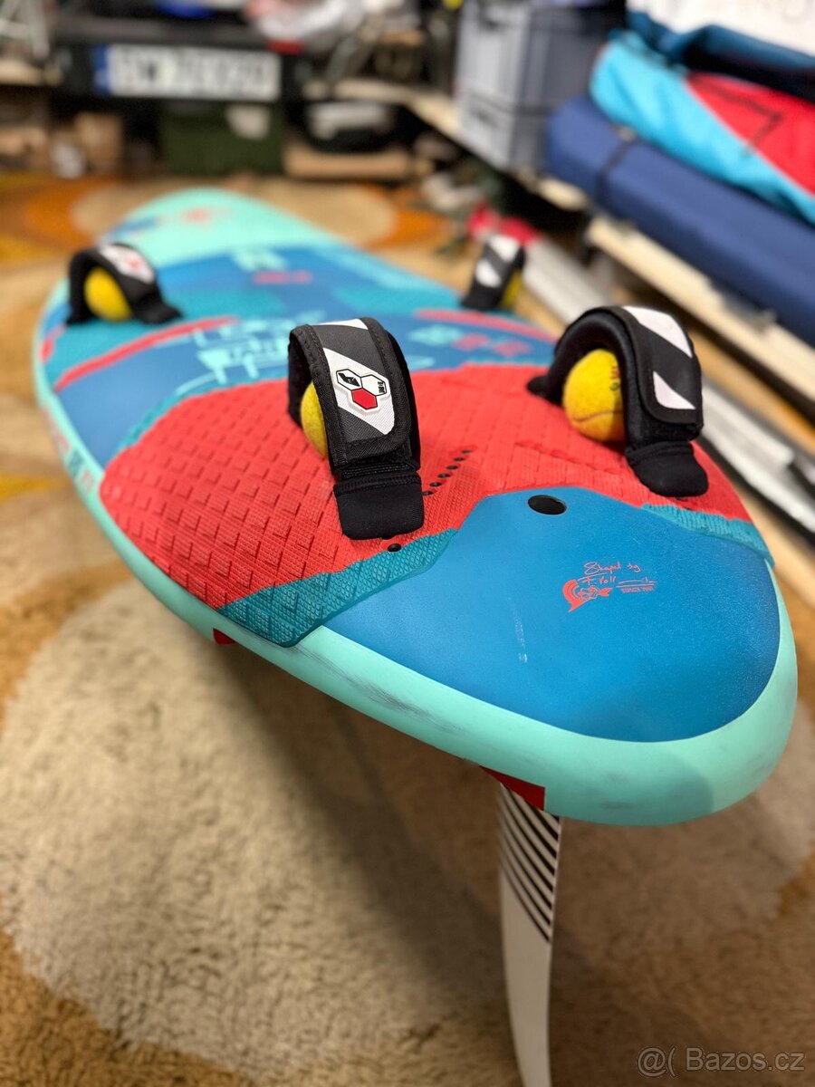 Nový windsurfingový board Tabou Rocket 125 LTD - 13