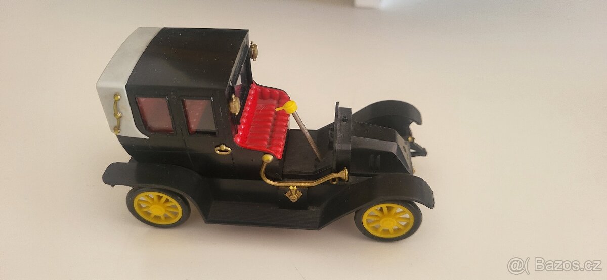 Retro autíčka - 13