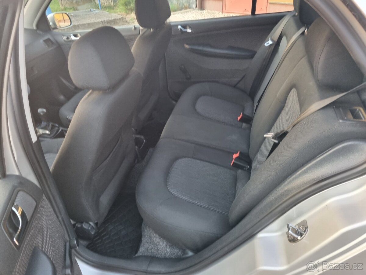 Škoda Fabia, PO ROZVODECH, KLIMA - 13