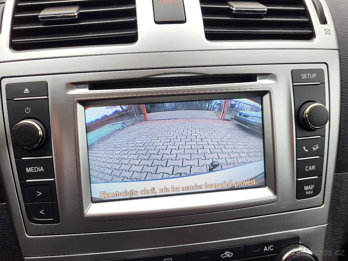 Toyota Avensis 1.8 Edition, ALU, KAMERA, NEZÁVISLÉ TOPENÍ - 13