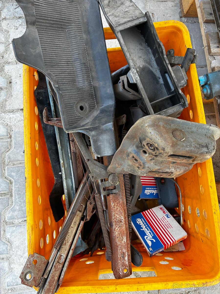 Chevrolet Camaro 1977 - 13