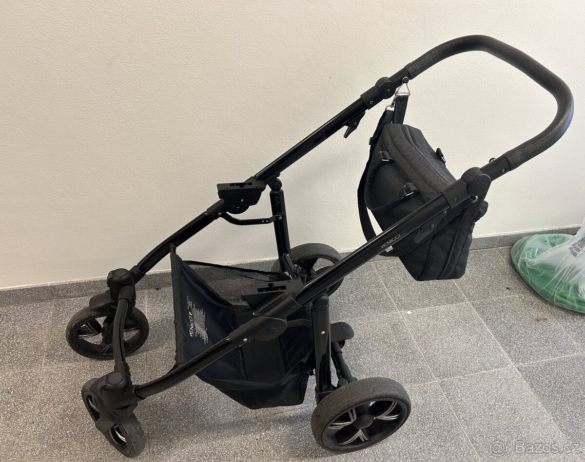 Kočárek Venicci Valdi - 13