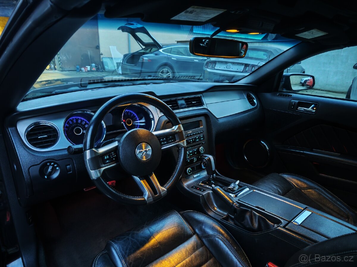 Ford Mustang cabrio - 13