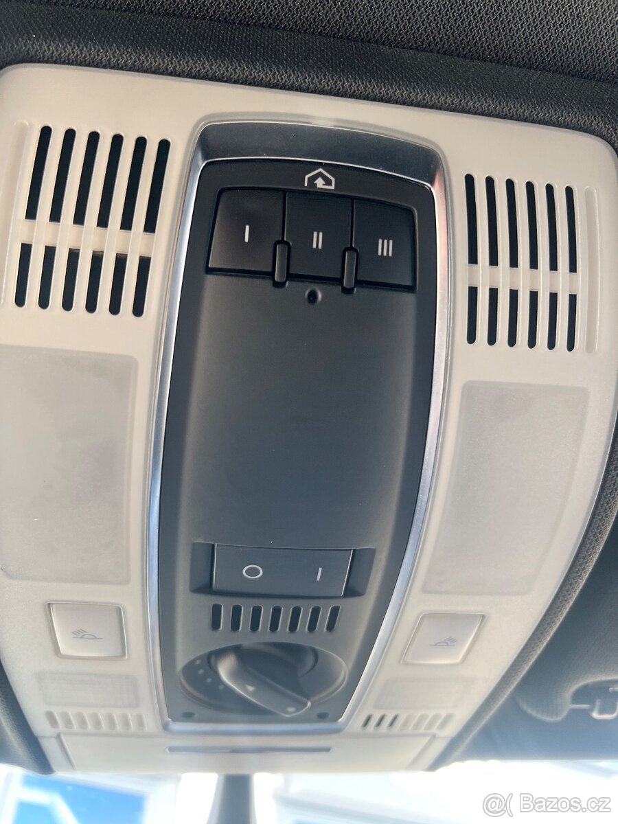 Audi A6 4.2 V8 Exclusive - 13