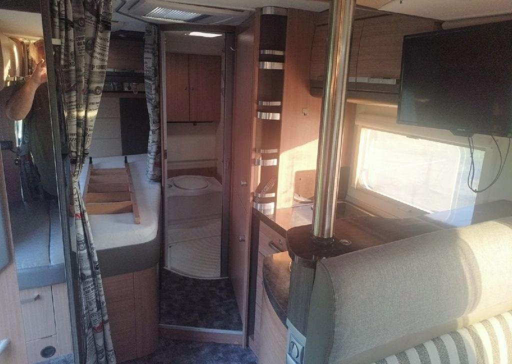 Fiat Ducato, Knaus SKY WAVE 650 2.3J - 13