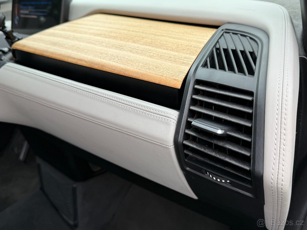 BMW i3 REX 125kW, r.v. 2015, Tepelné čerpadlo, DPH - 13