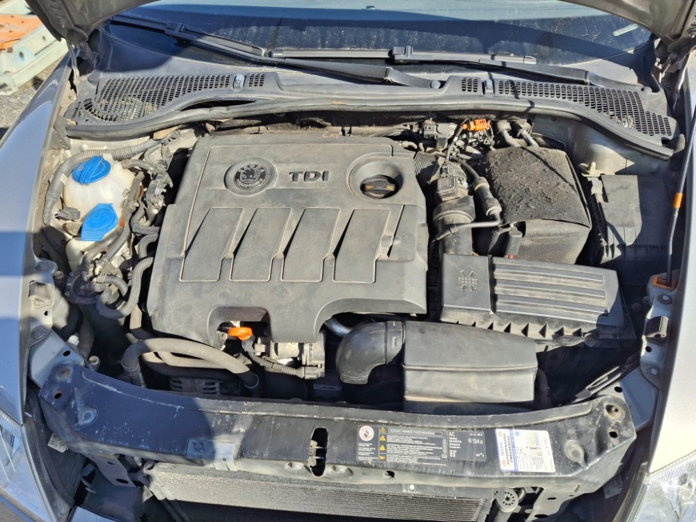 Škoda Octavia kombi 1,6 TDi - 13