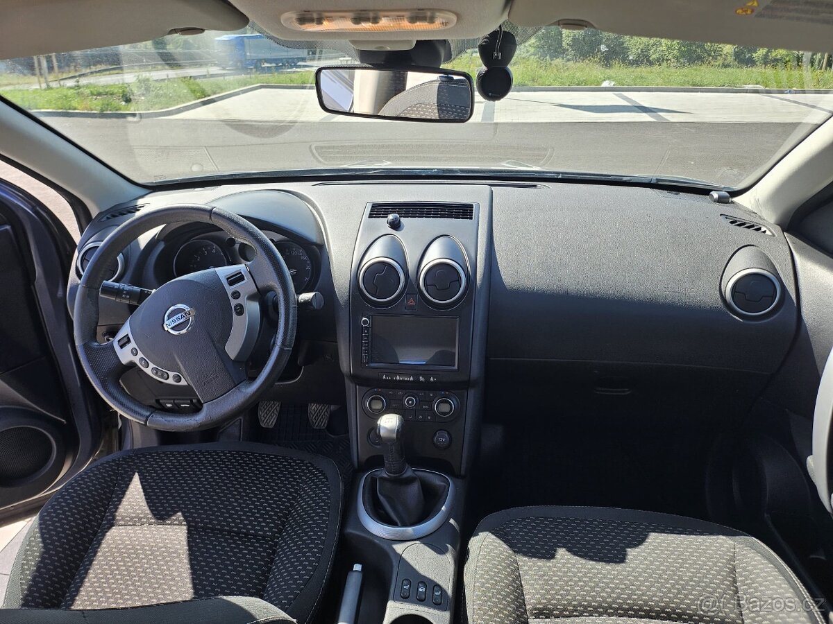 Nissan Qashqai - 13