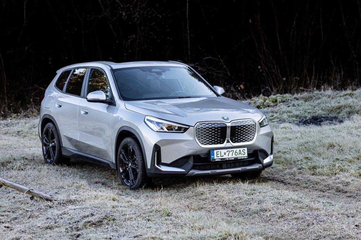 BMW IX1 e Drive20 elektromobil 2024, 9500km - 13