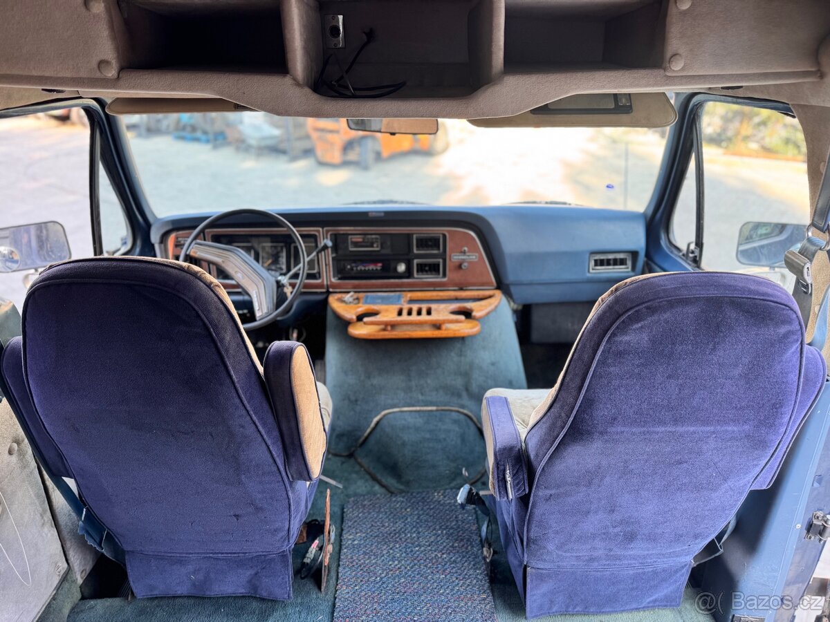1986 Ford Econoline 150 - 13
