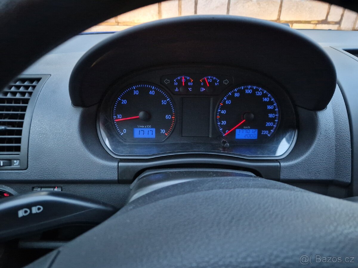 VW Polo 1.2 - 13