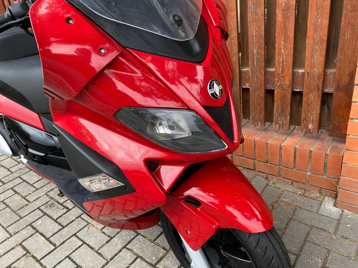Gilera Nexus 125 i.e - 13