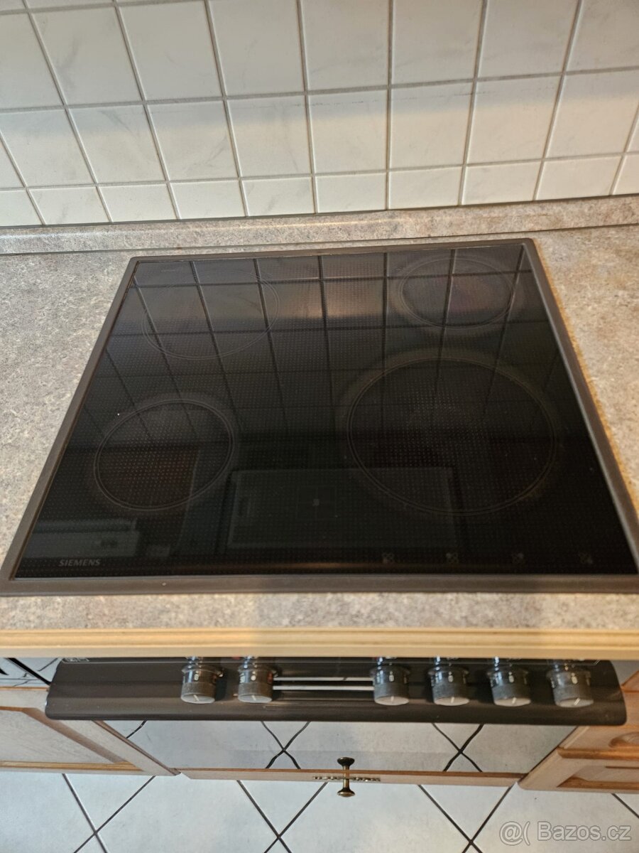 Masivní kuchyňská linka z Německa se spotřebiči - 480 cm - 13