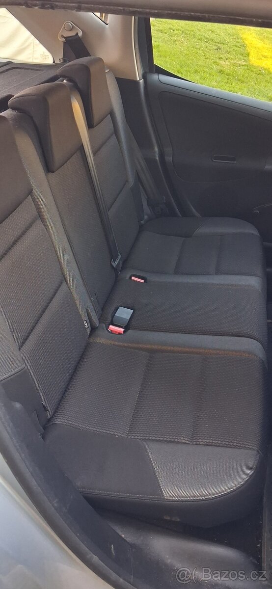 Peugeot 207 SW (kombi) - 13