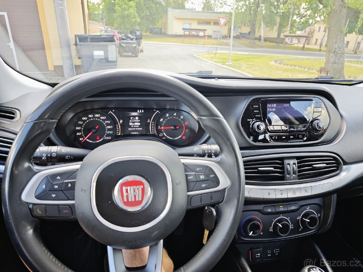 Fiat tipo Combi 1.4 16V 70 kW - 13