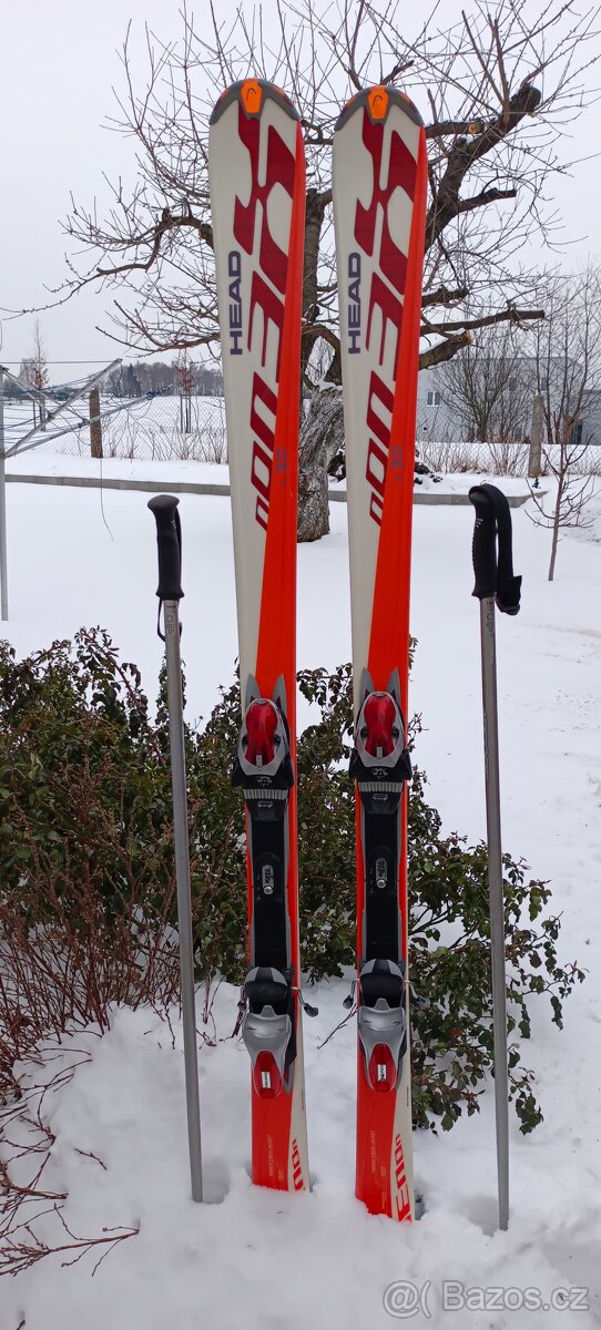 Lyže + hůlky + boty + přilba - 13