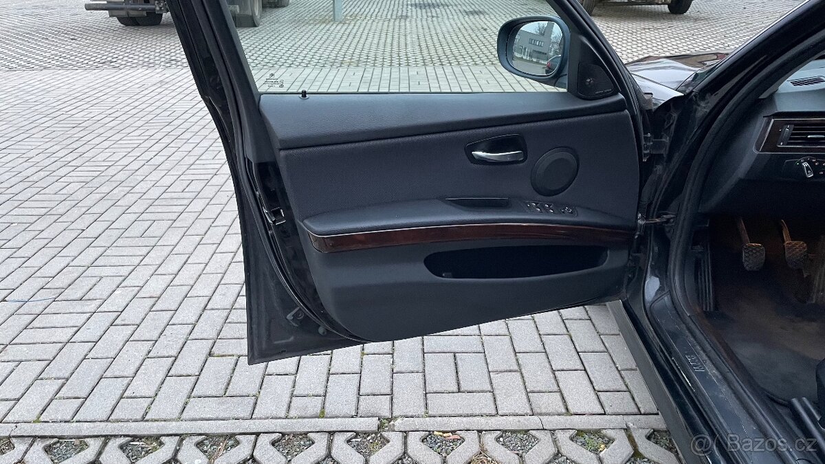 BMW E91 320D HARMAN/KARDON XENONY 1.MAJITEL - 13