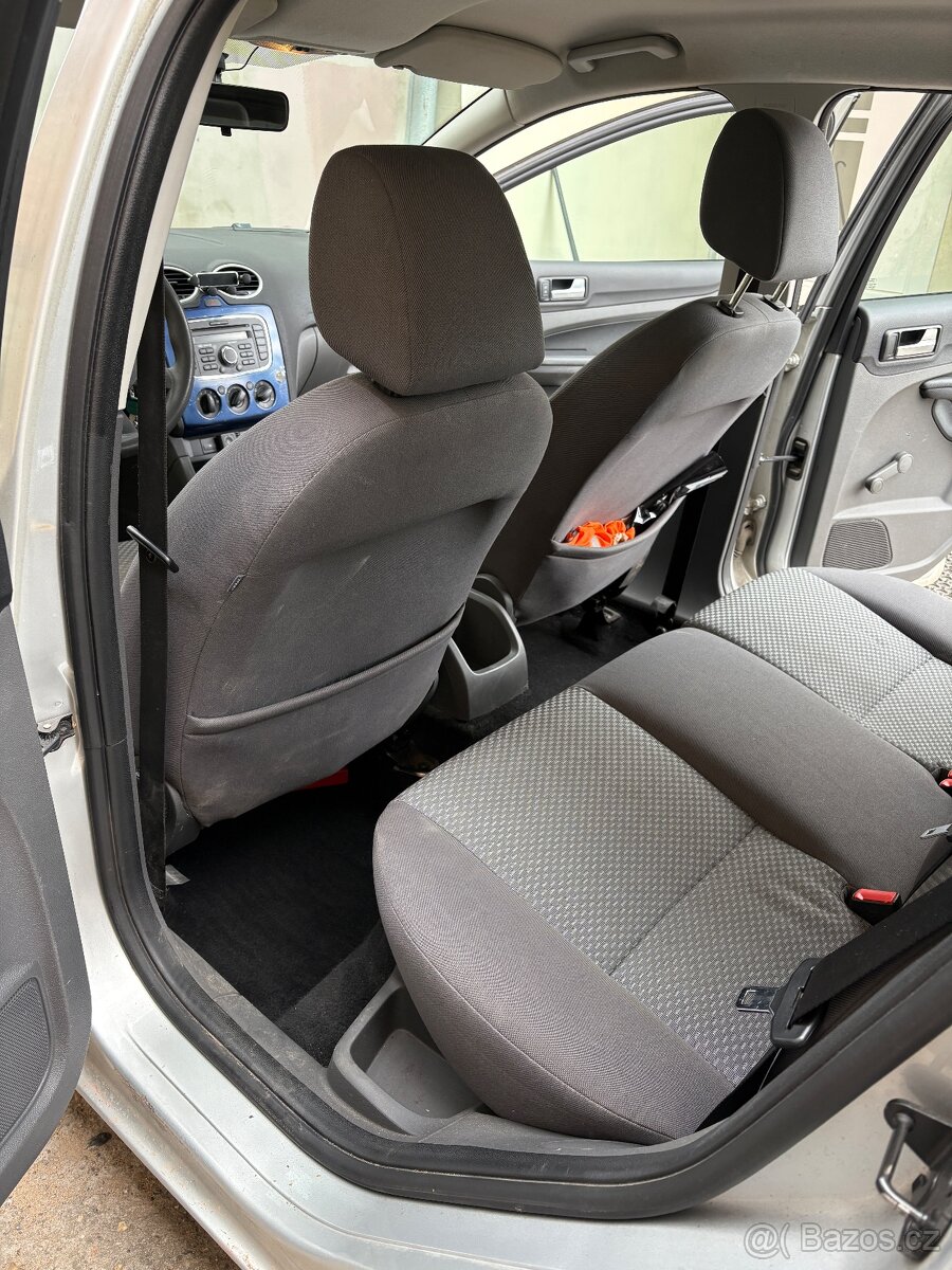 Ford Focus 1.6 74 kw mk2 LPG - 13