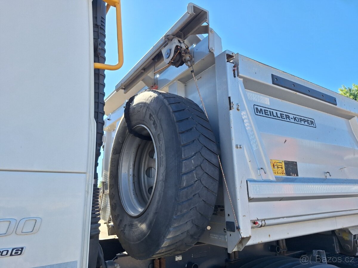 VOLVO FMX 500 8X4 - 13