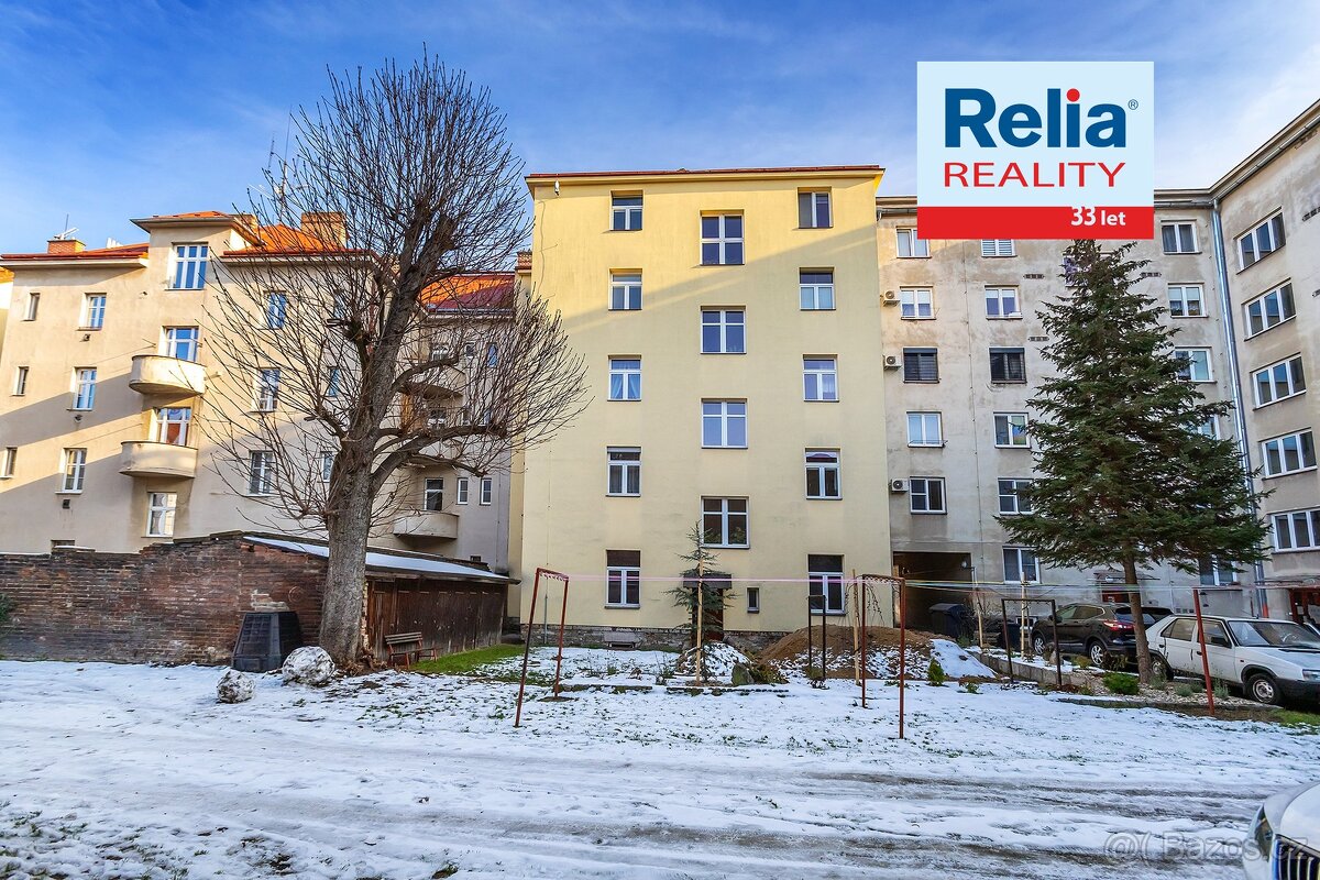 Krásný cihlový byt 3+kk 107 m², Pardubice (ul. Havlíčkova) - 13