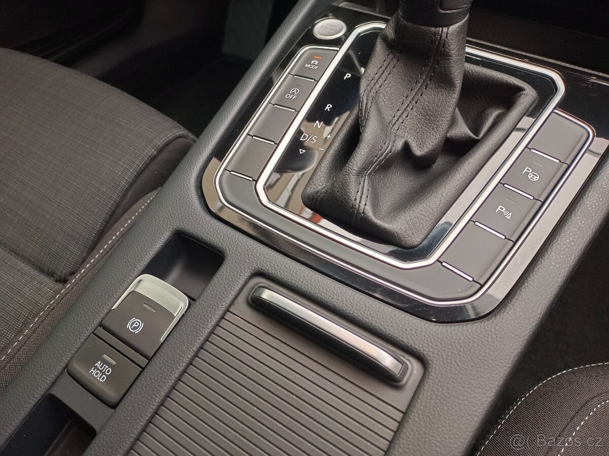 VW Passat B8 Variant 2.0TDI 110kW DSG - záruka Autodraft - 13