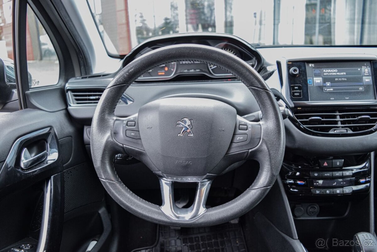 Peugeot 208 1.2 Active 2015 - 13