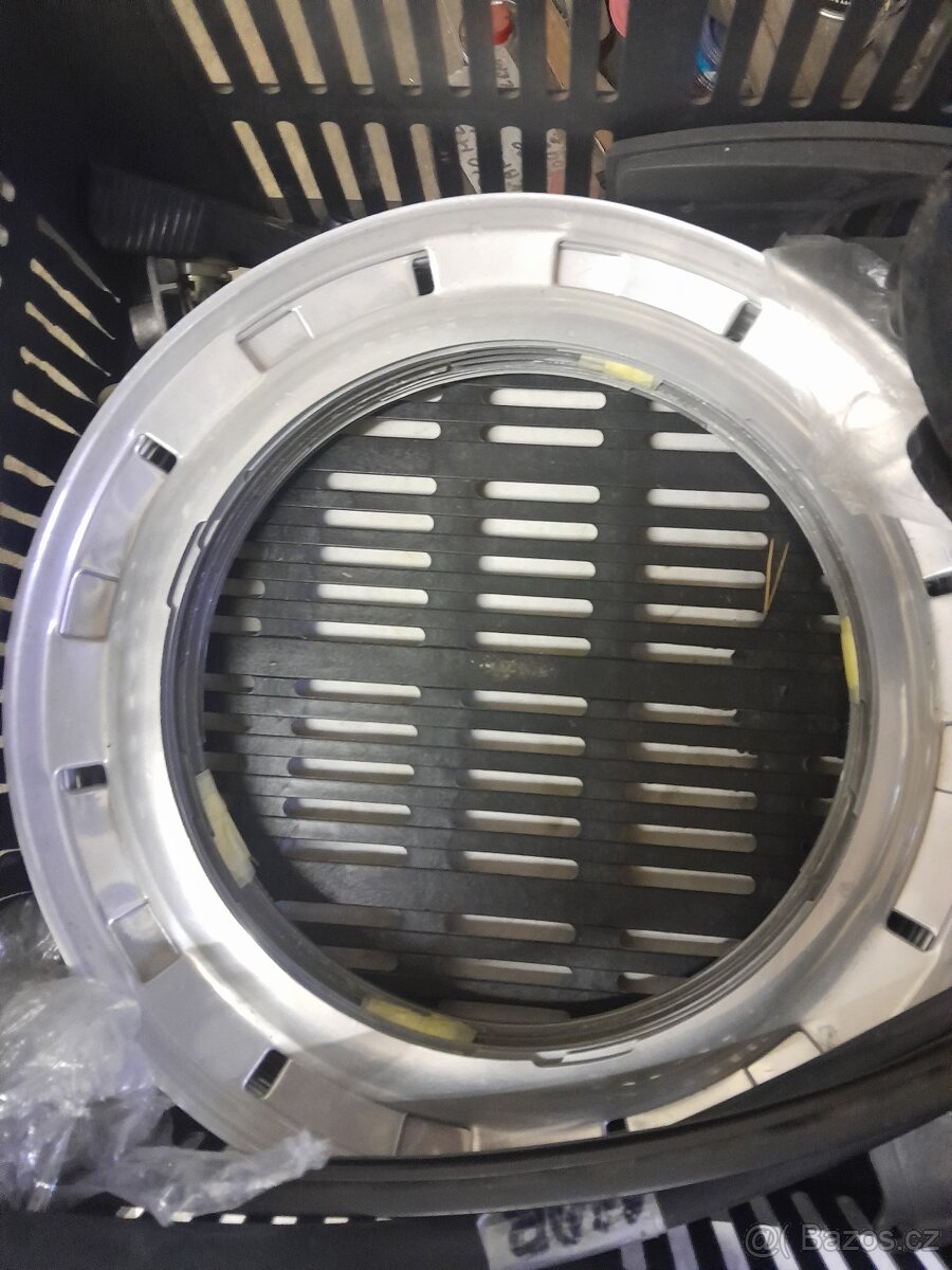 ŠKODA,p.NÁRAZNÍK 1000MB NOVÝ - 13