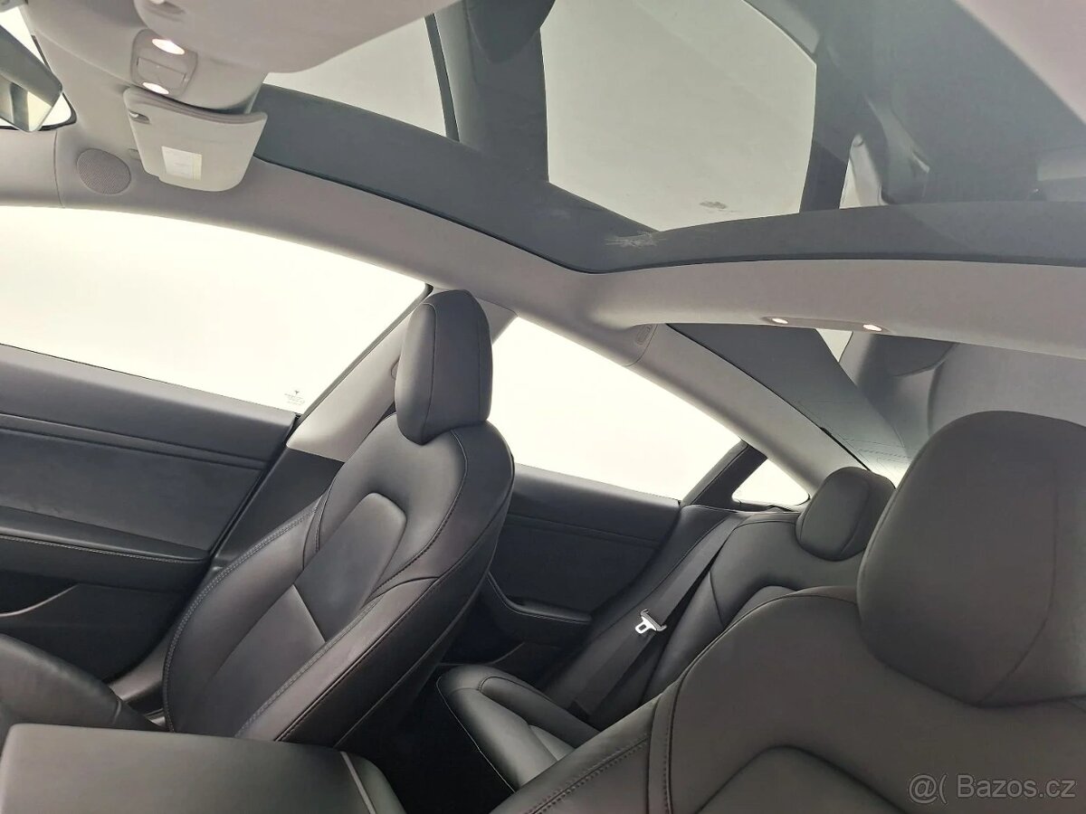 Tesla Model 3 Standard Range Plus 08/2020 96 214 km DPH - 13