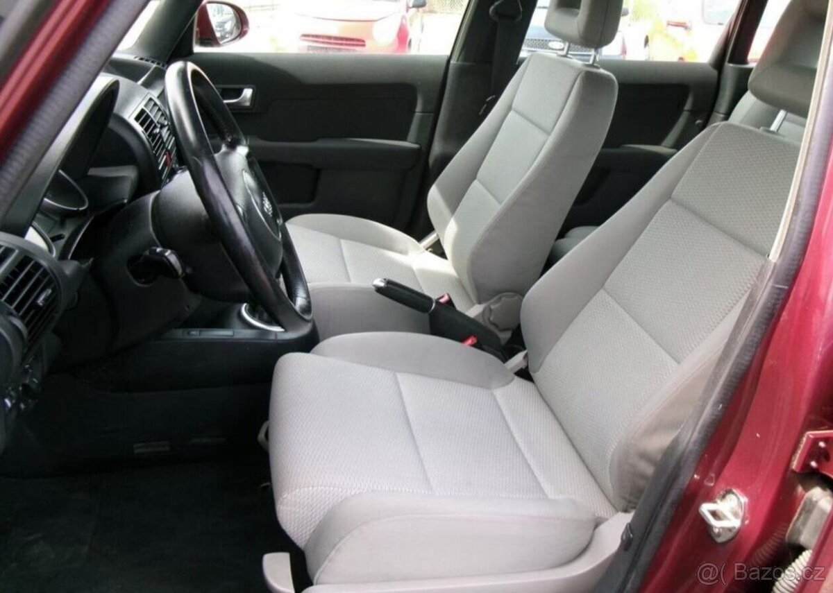 Audi A2 1,4i 55kw Aut.klima benzín manuál 55 kw - 13