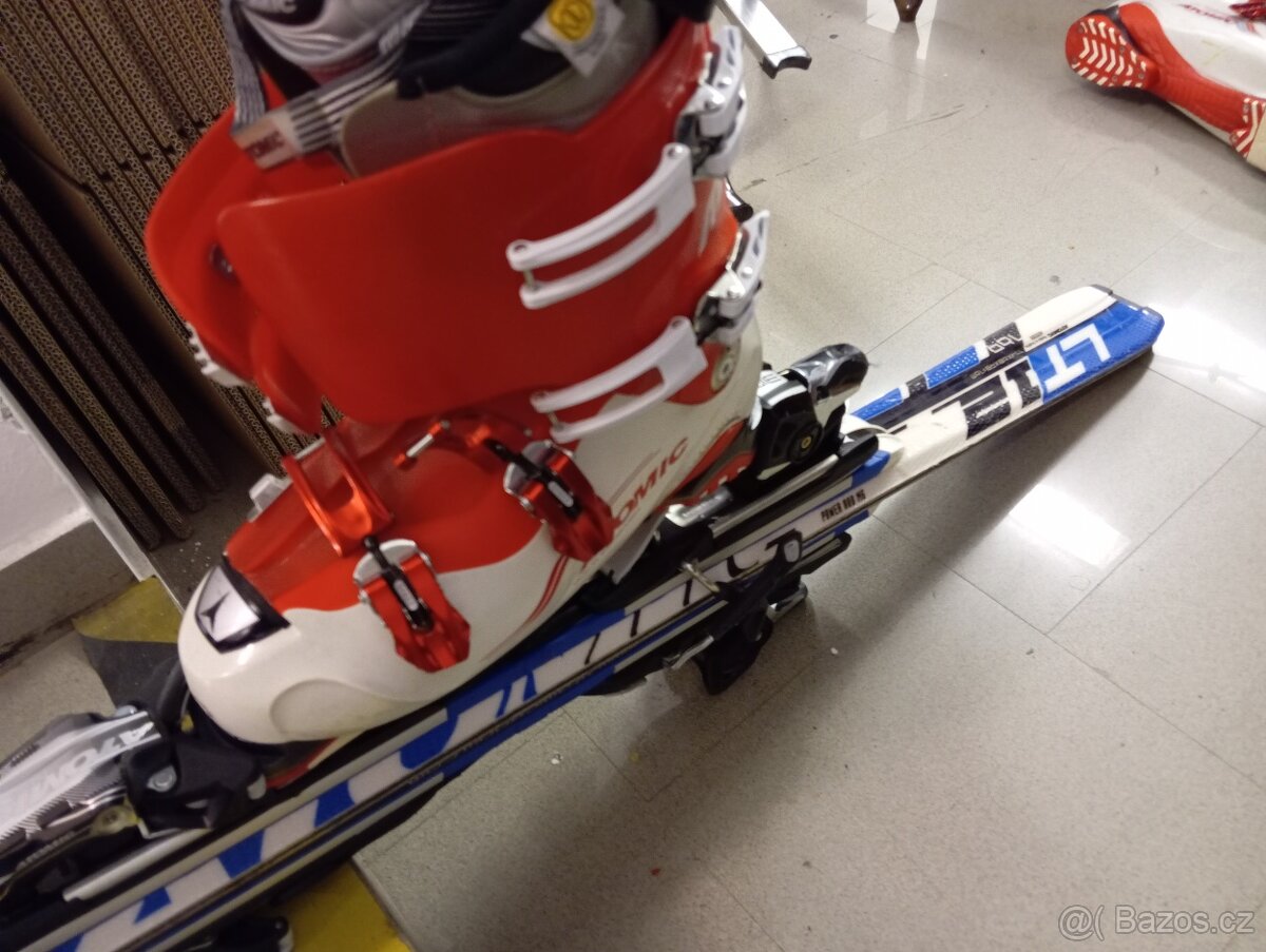 Kvalitní set pro pány lyže,hůlky, přeskáče - možný dovoz - 13