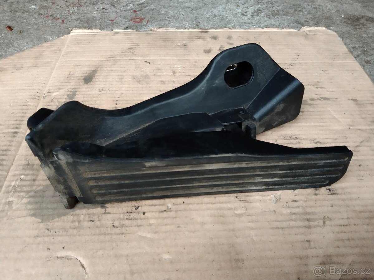 Škoda Yeti 1.4 TSI - díly - 13