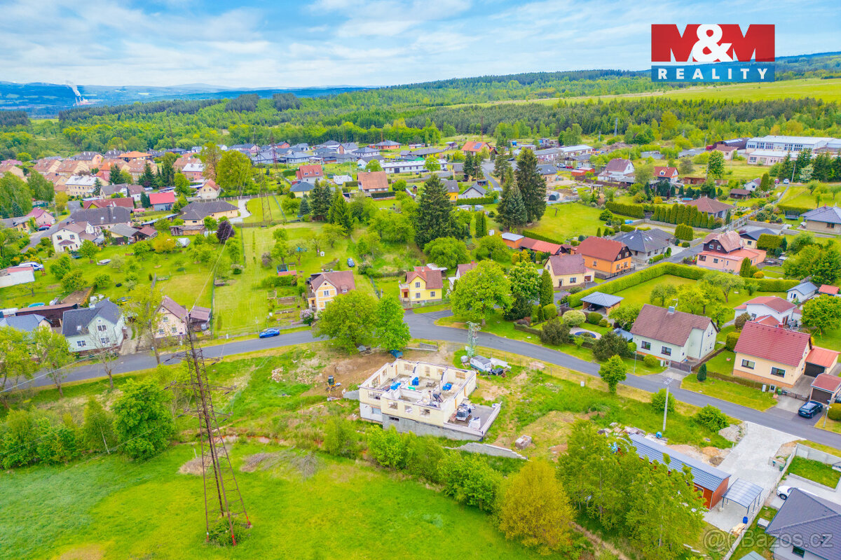 Prodej pozemku k bydlení, 1639 m², Lomnice, ul. Kraslická - 13