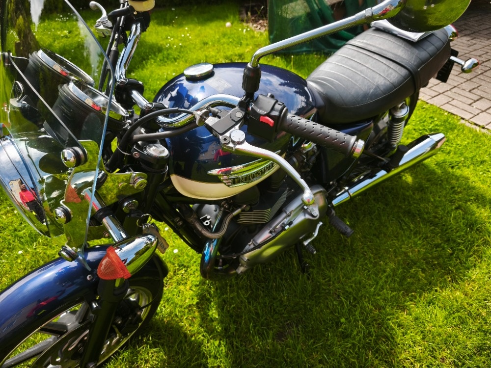 Triumph Bonneville SE (2012) TOP stav, po servisu VÝPRODEJ - 13