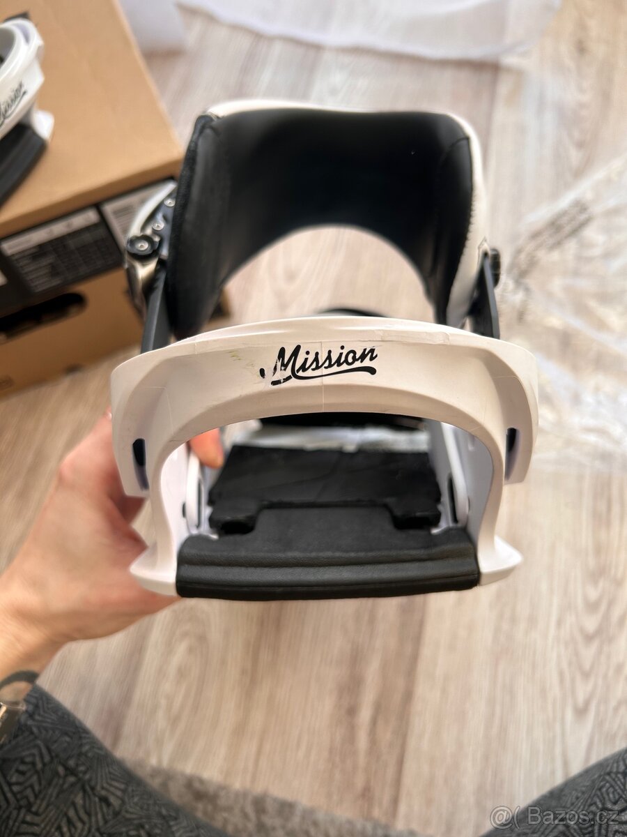 Vázání Burton Mission vel L - 13