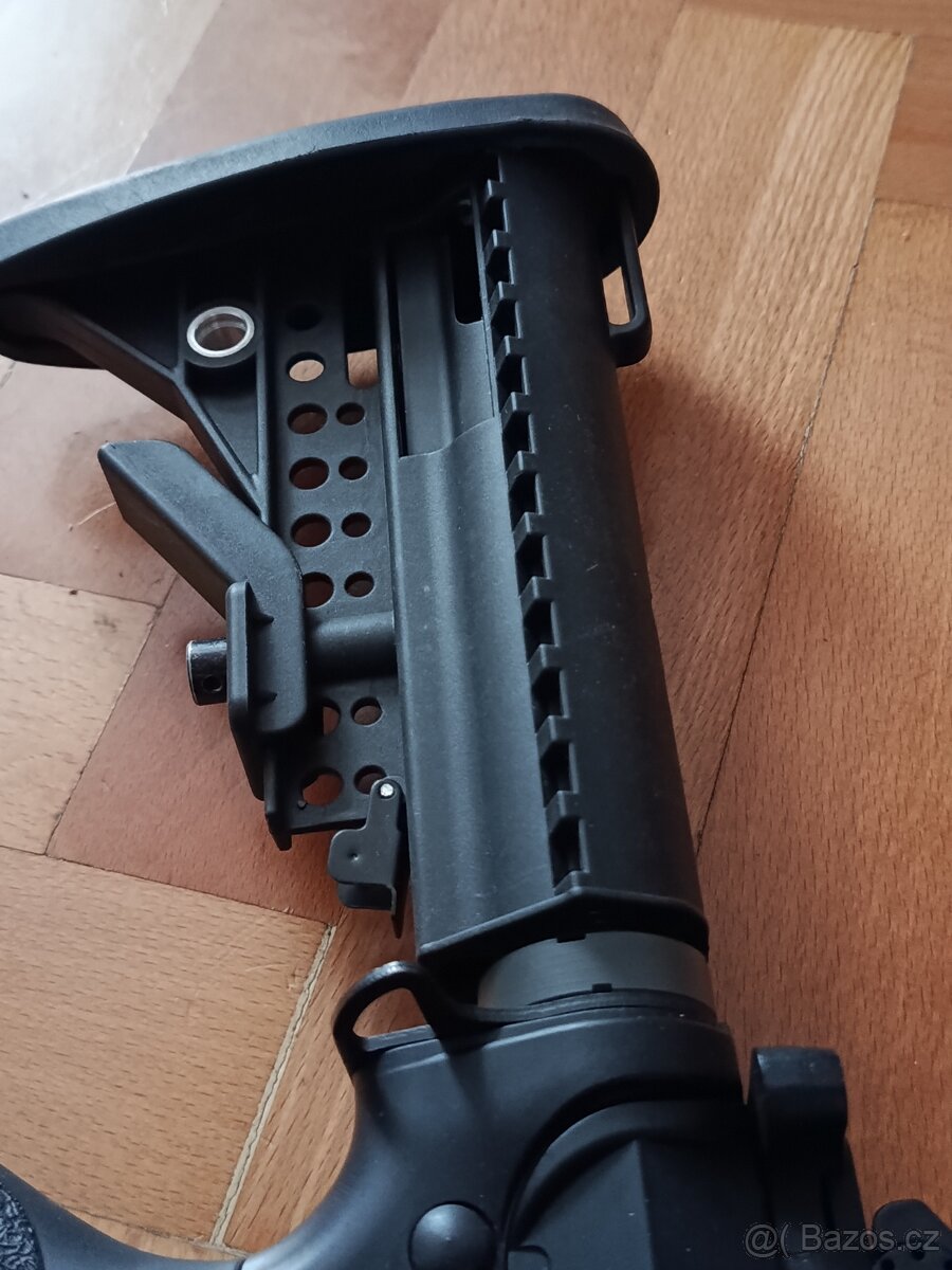 Airsoftová zbraň - 13