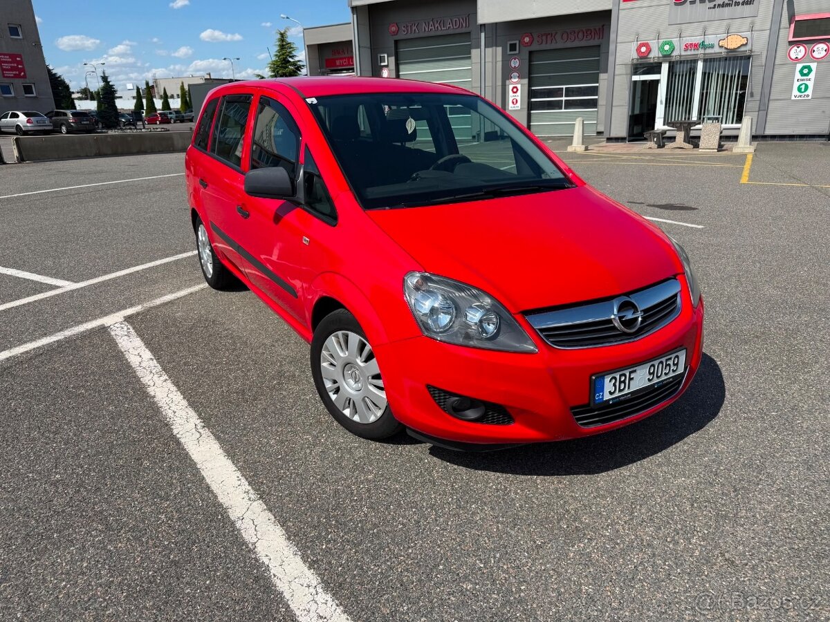 Opel Zafira B - 13