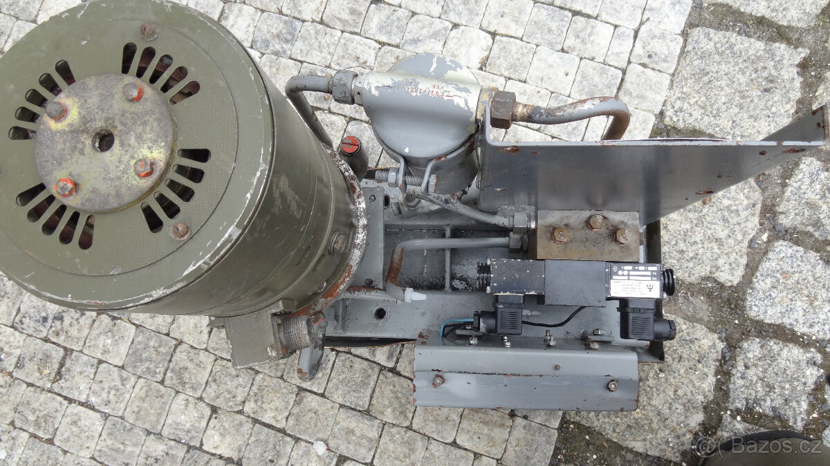 prodám hydraulické čerpadlo - 13