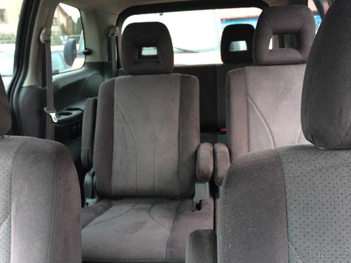 Mazda MPV 2,0Di 100kW 2003 7mist - 13