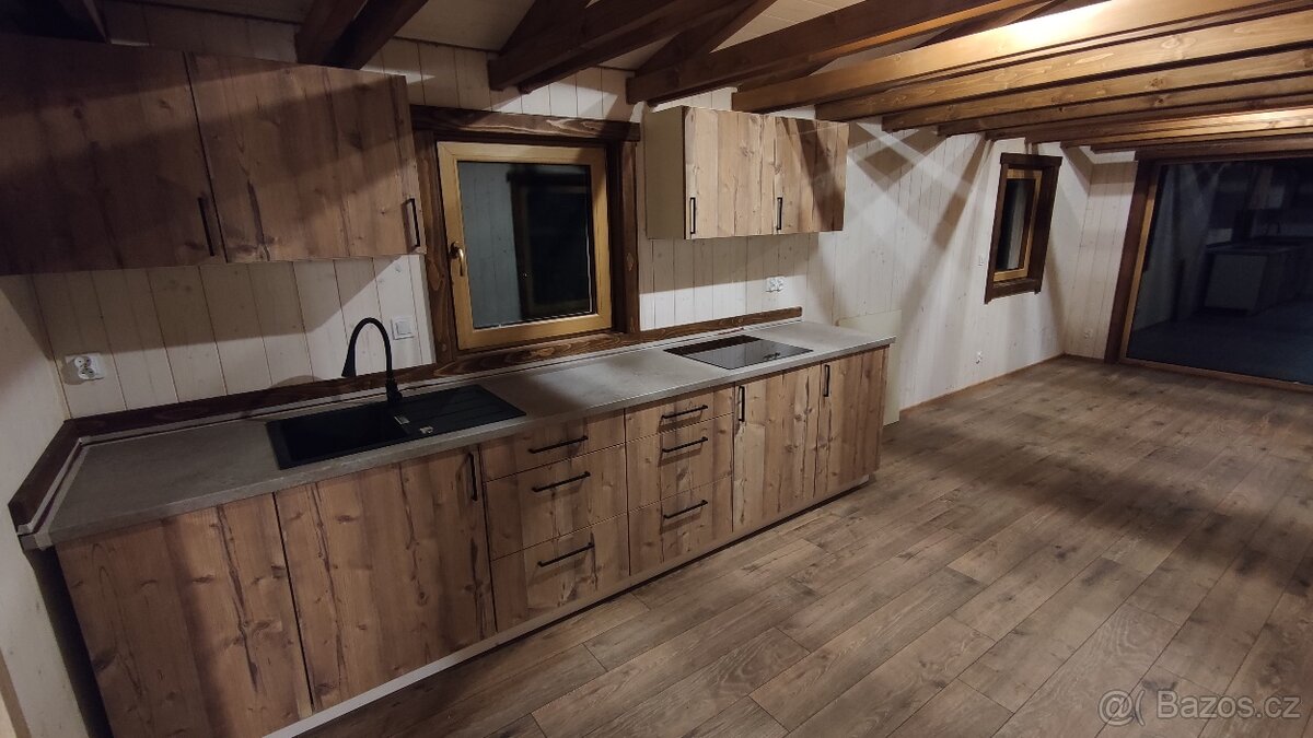 Tiny House - 13