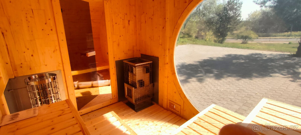Venkovní oválná sauna s panoramatickým oknem s odpočívárnou - 13