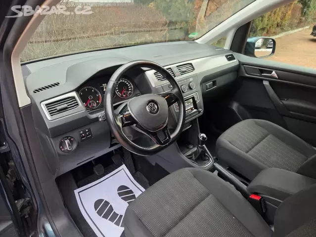 VW Caddy Maxi 2.0 TDI,1.Majitel,7.Míst,Comfortline,serviska - 13