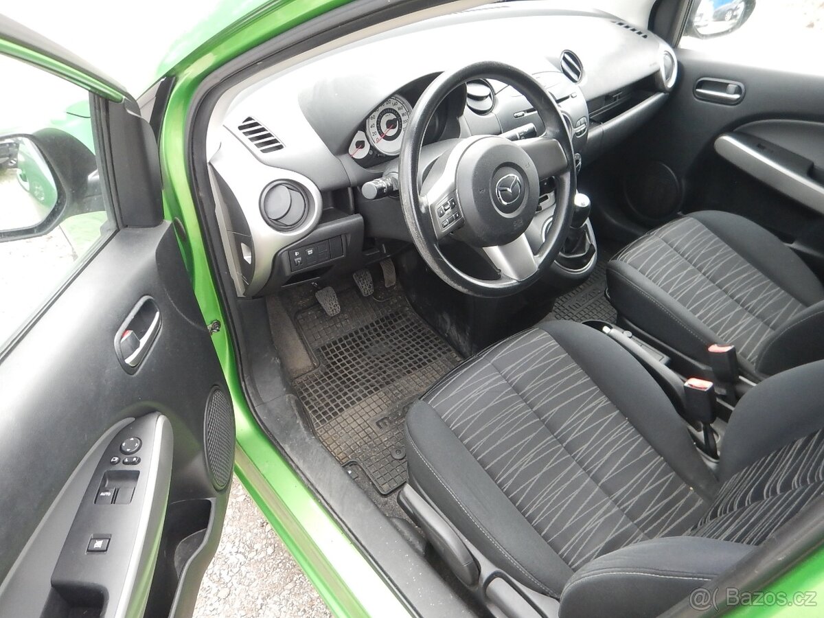 MAZDA 2, 1.4i, 63 kW, KLIMA - 13