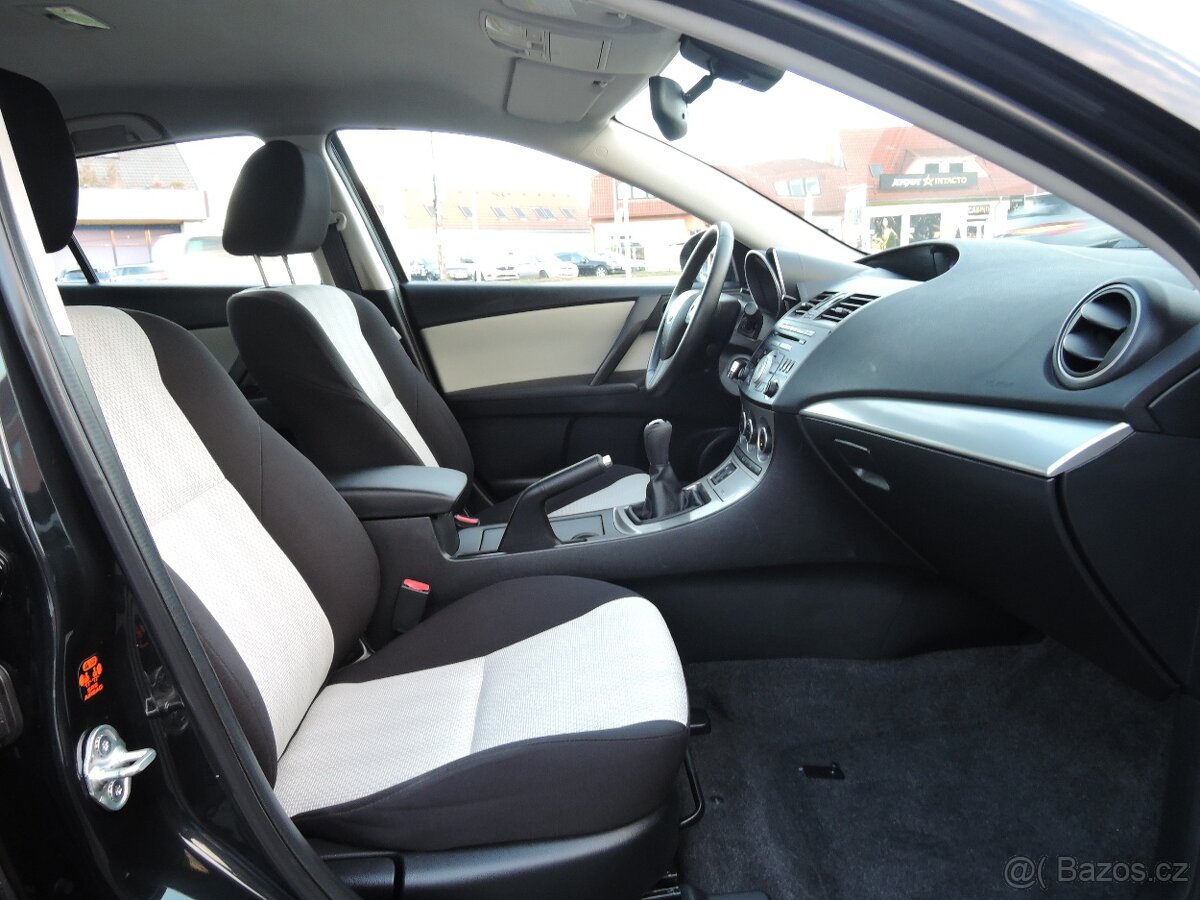 Mazda 3, 1,6i 16V Servis DualKlima 2010 - 13