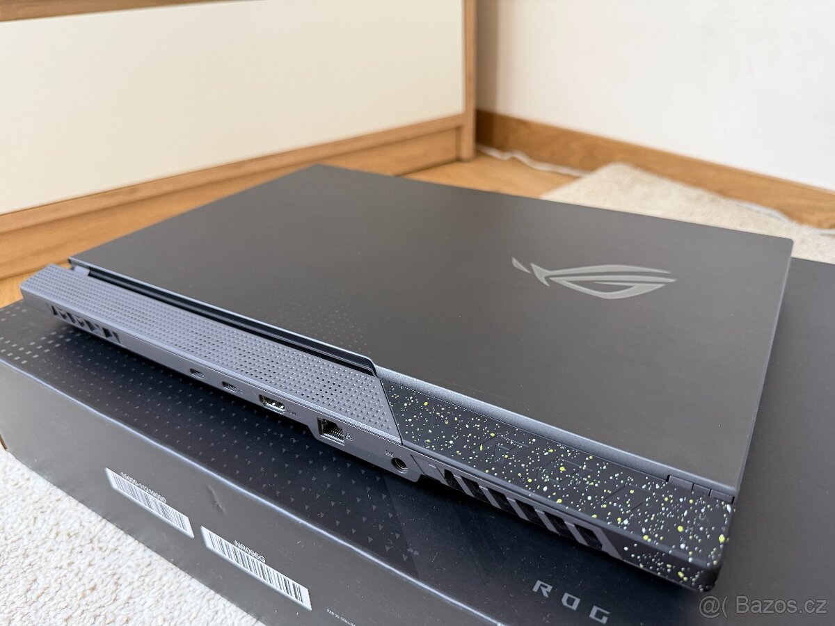 Herní notebook ASUS ROG Strix G17 Eclipse Gray + záruka - 13