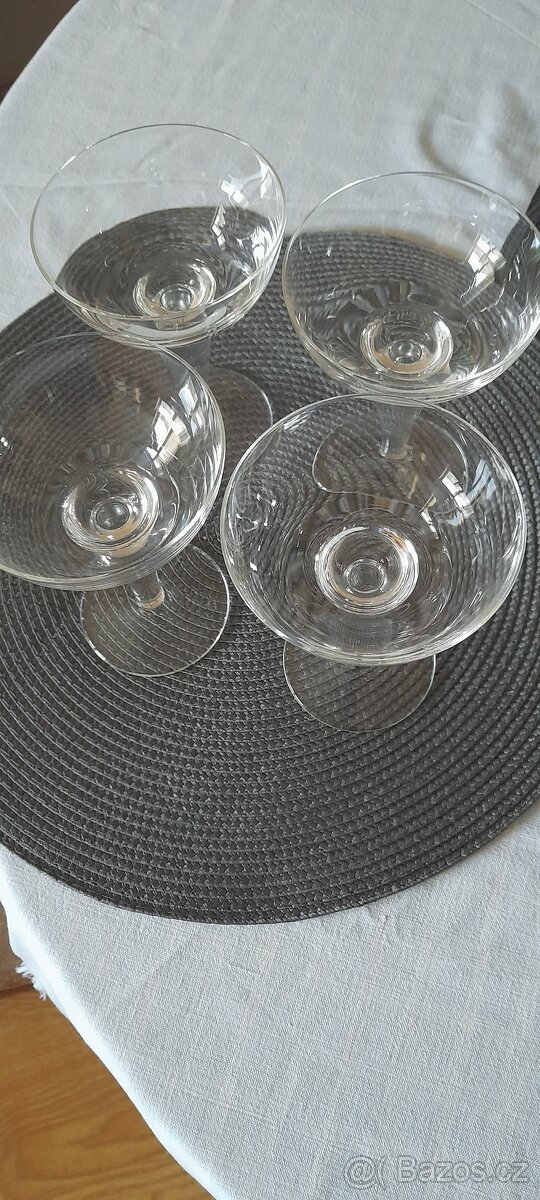 Křišťálové skleničky na šampus - 13